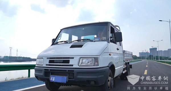 南京依维柯 全新得意 26年 老车主 朱险峰