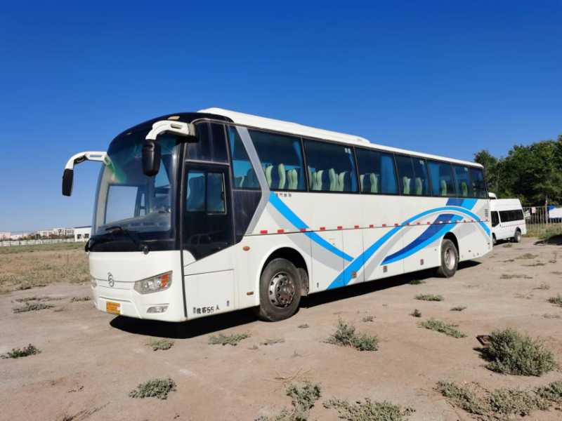 2016年11月 同款3台国四东北配非营运55座金旅6122锅炉暖气中门车 