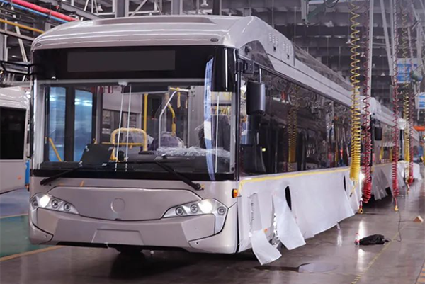 迎战高温！格力钛夏日生产热情激扬