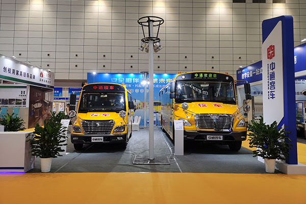 小孩开心大人省心 中通携首款自动挡校车助力学童出行