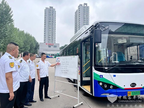 交运温馨巴士 节能驾驶标兵 节能驾驶 经验交流课