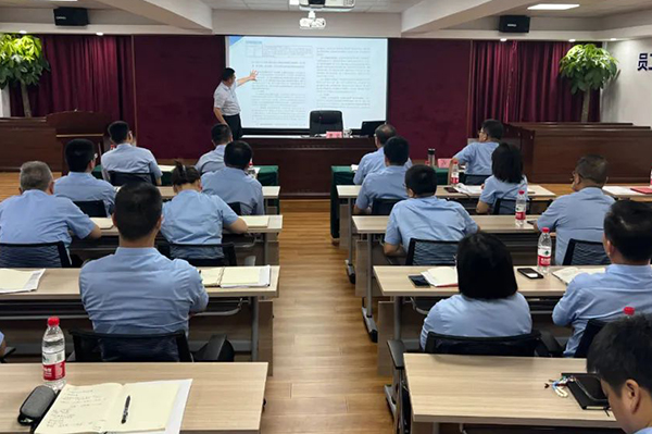 巩固创建上海市文明单位 浦东金高公交组织开展专题培训