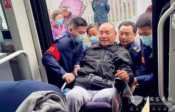 南京公交集团 敬老线 适老化 交通出行 640路