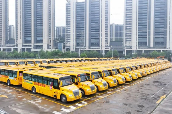 坚定选择宇通十余年 青岛温馨校车打造产业发展新模式