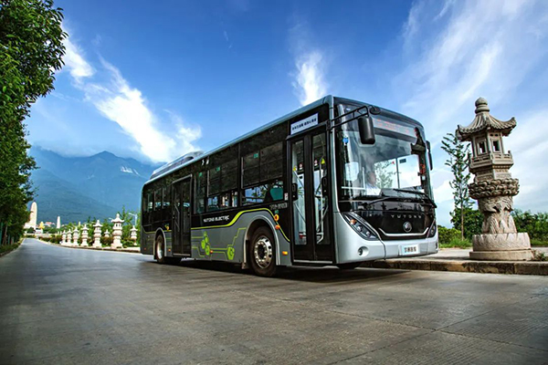 关注极端天气出行安全 宇通给出了这些建议