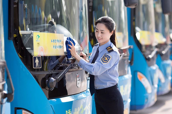 保持乐观豁达心态 公交驾驶员怎样做好情绪管理