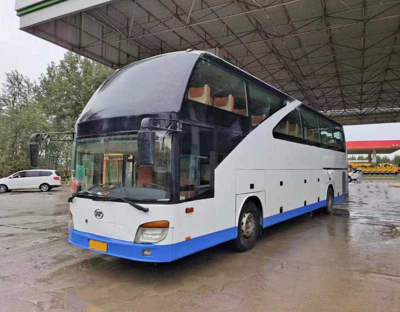 2016年7月 55座一层半刚年审国四安凯6120气囊后门版旅游车