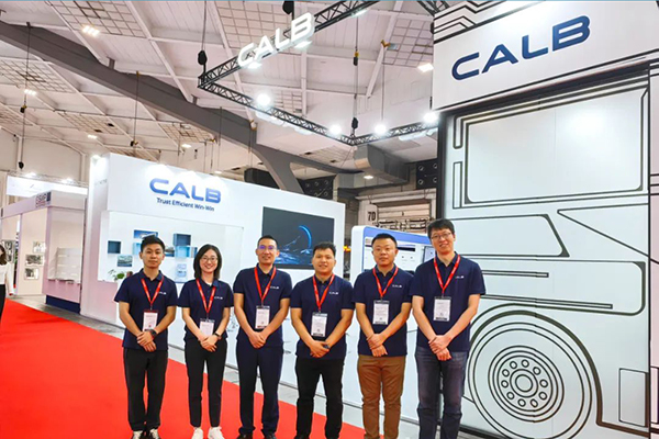 中创新航亮相Busworld 展示商用车应用场景产品和解决方案