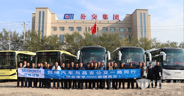 开沃集团 纯电动公交 远赴新疆 自驾交付