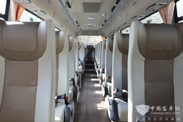 开沃集团 纯电动公交 远赴新疆 自驾交付