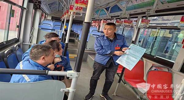 太原公交 公交驾驶员 16路 李瑞亮 平凡岗位