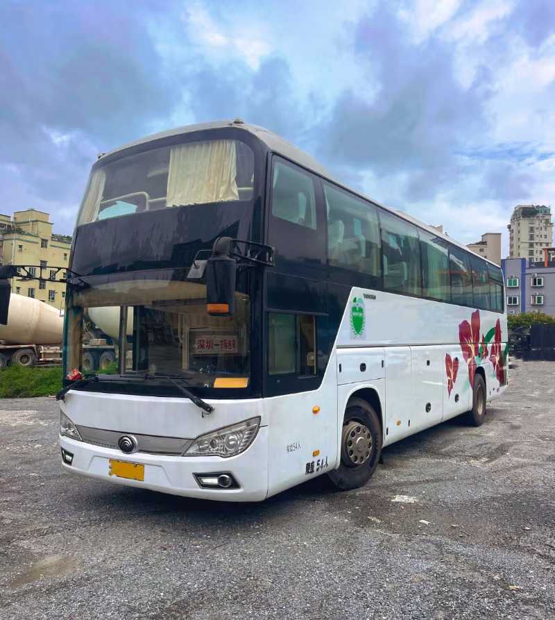 国五54座宇通6118气囊中门暖气高一级旅游车