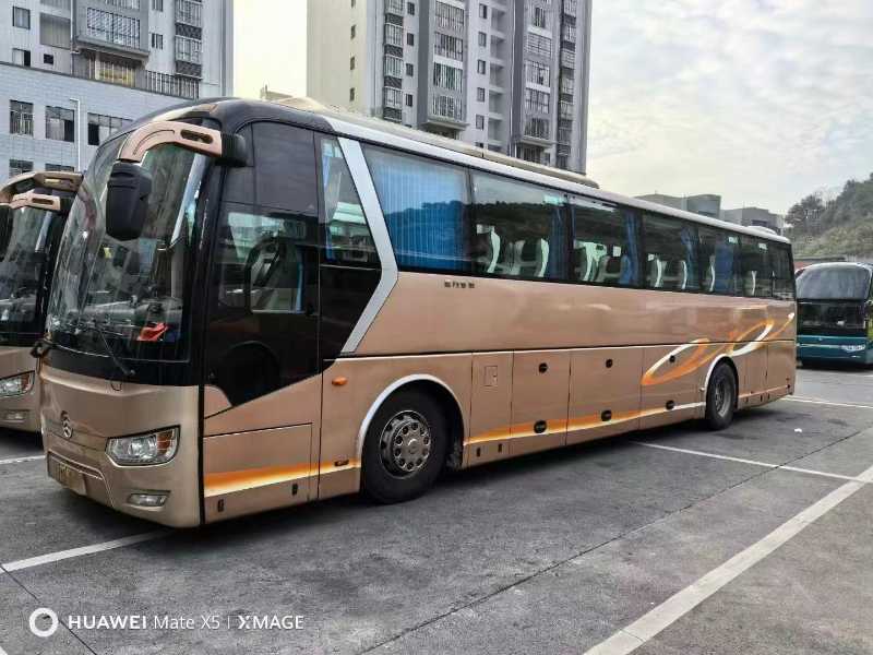  国五50座金旅6122一手气囊双开门旅游车