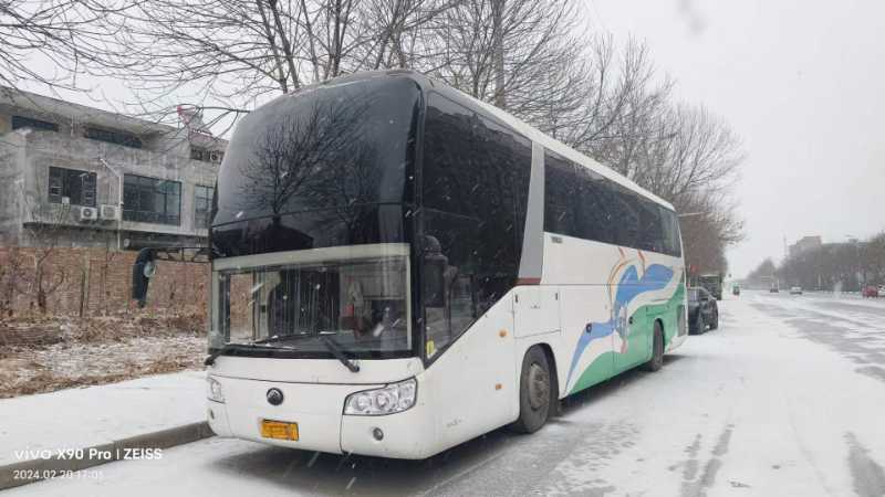 2010年7月 55座12米非营运一层半宇通6125气囊暖气车