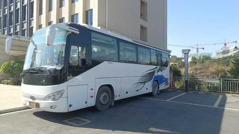 可提双档国五39座大型高二级宇通6117气囊中门暖气车