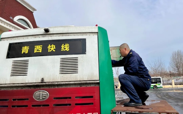 备战“开学季” 青岛公交人全力护航“上学路”