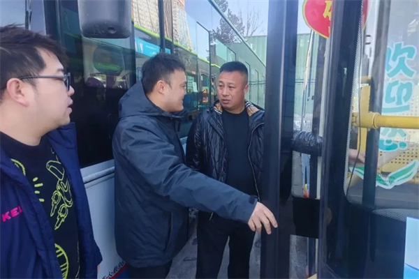 深入基层车队 长春公交开展春季安全防火检查