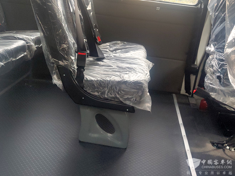 依维柯工程车 得意 2023款 NJ5046XGCZ5A