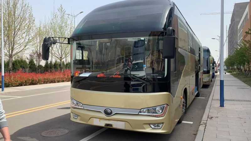 2021年8月 国六东北配50座新款宇通6128原版旅游车 