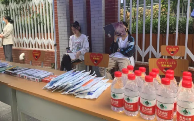 西安公交四个暖心“通道” 护航高考学子乘风破浪