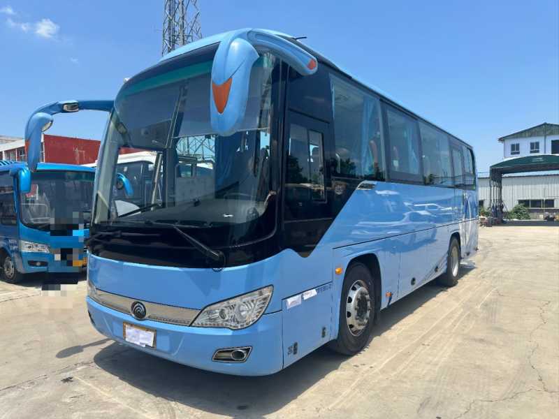  国五38座精品车况宇通6906客车 