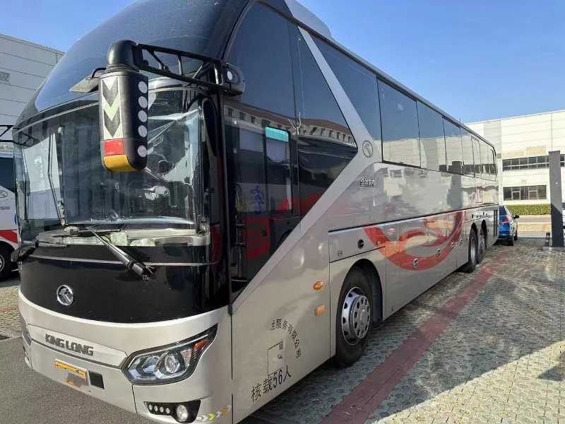 2021年6月 国五56座后吊轮锅炉暖气金龙6135气囊中门旅游