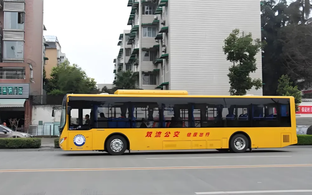 城市公交企业如何开展安全隐患排查？