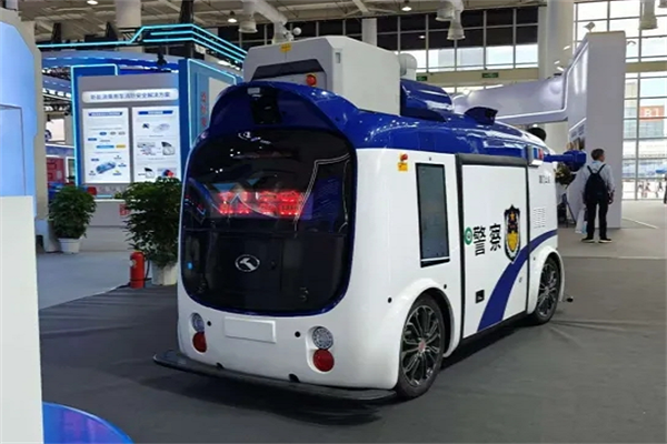 再赴“九八”之约，金龙智能驾驶亮相投洽会