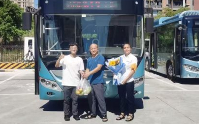 重庆公交619线收到一封高校学子的感谢信 背后是个“双向奔赴”的故事