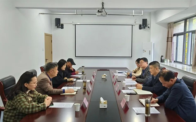 跨界交流 公交改革也疯狂 铜陵公交来蚌埠“偷师”啦