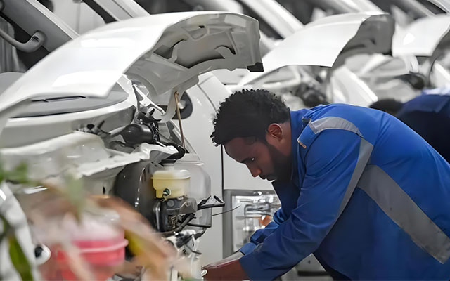 首开先河 金旅客车斩获非洲国家首批纯电客车散件大单