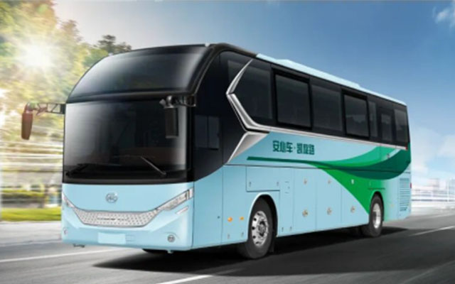 安凯N12 双前挡豪华客车打造极致出行体验