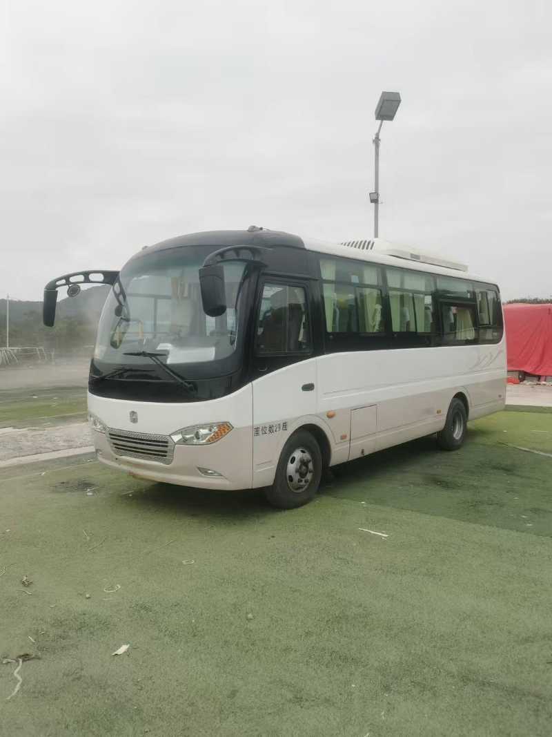 2020年4月 国六29座有暖气中通6731旅游车 