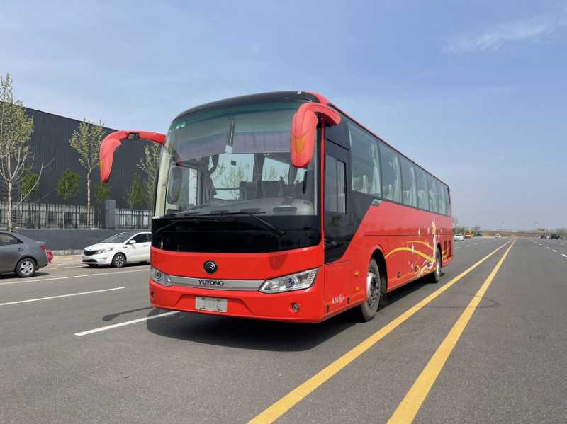  国五非营运54座宇通6125客车