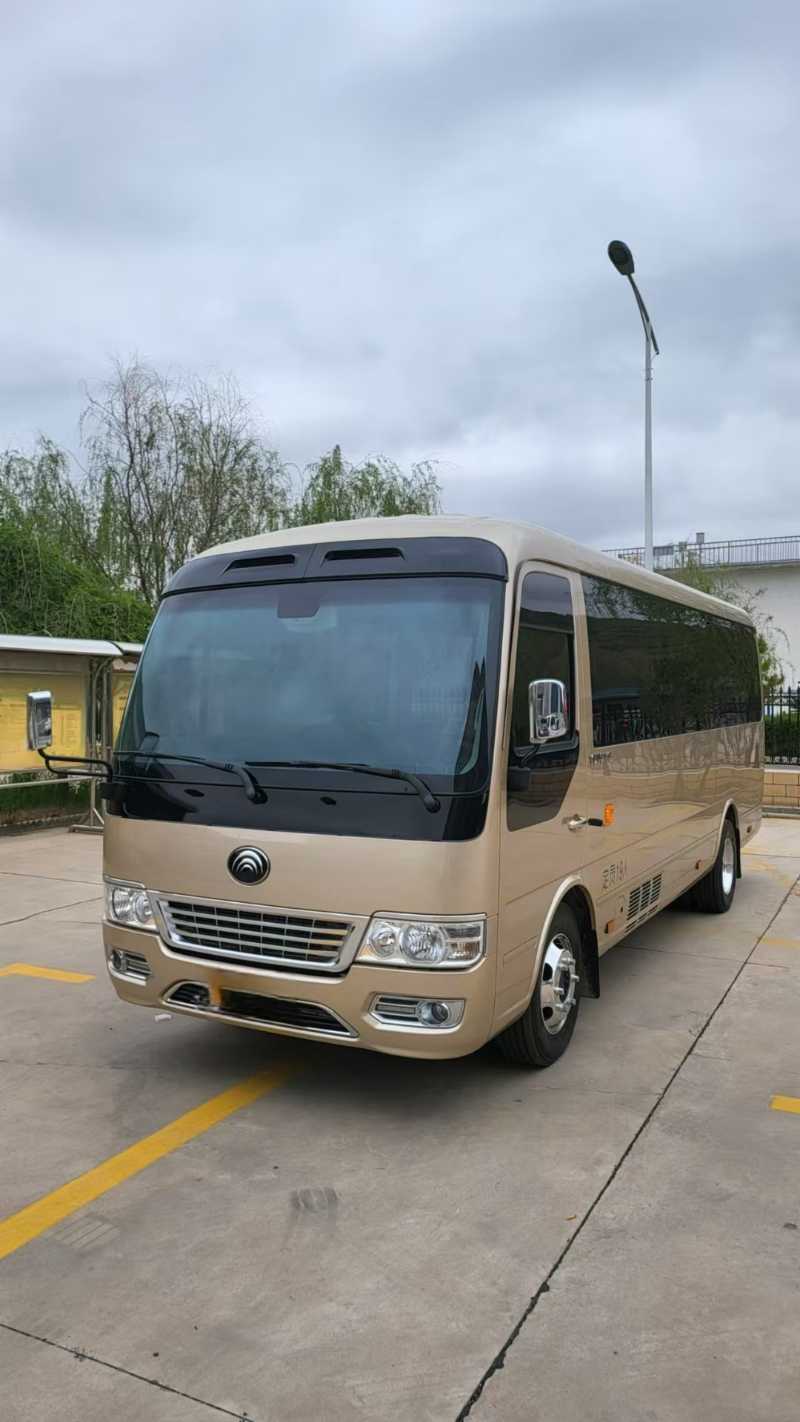 2023年5月 19座国六柴油宇通T7营运车