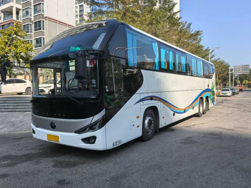 2023年12月 多台最新款56座后吊轮双桥宇通C13气囊旅游车