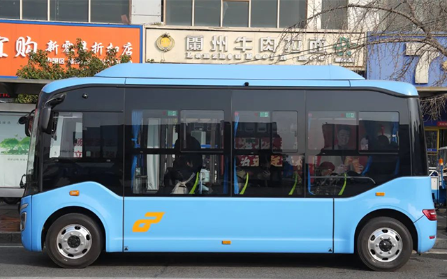 徐州公交推出“宝宝巴士” 温馨服务获市民点赞