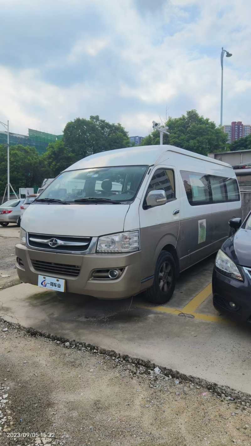 2016年12月 同款三台11座柴油大马九龙营运车 