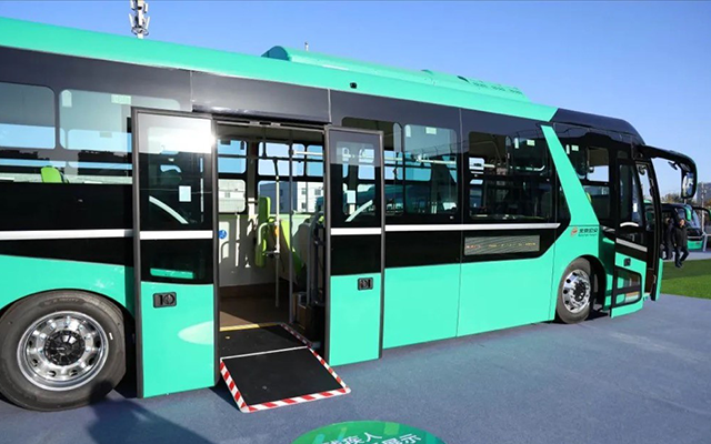 欧辉通学车 以行动践行第30个全国中小学生安全教育日使命