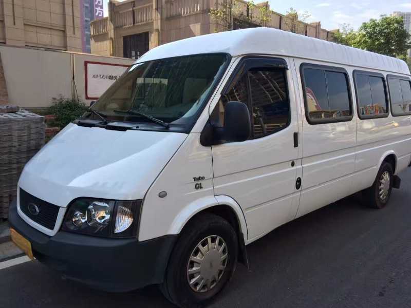 2014年9月 粤牌17座柴油非营运江铃全顺中型车