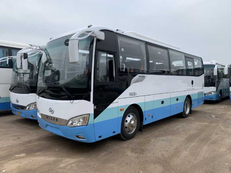 2023年4月上牌同款4台国六准新38座高配海格6886气囊旅游车