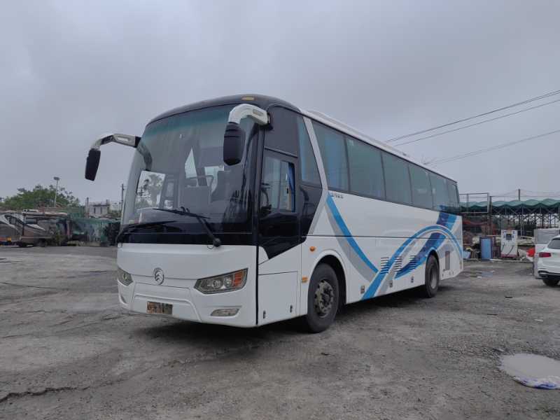 2016年11月上牌46座宁德时代金旅6102新能源电车