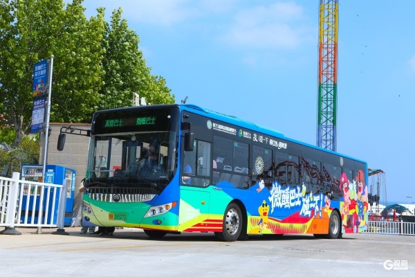 公交上开啤酒节？山东首条微醺巴士亮相青岛！