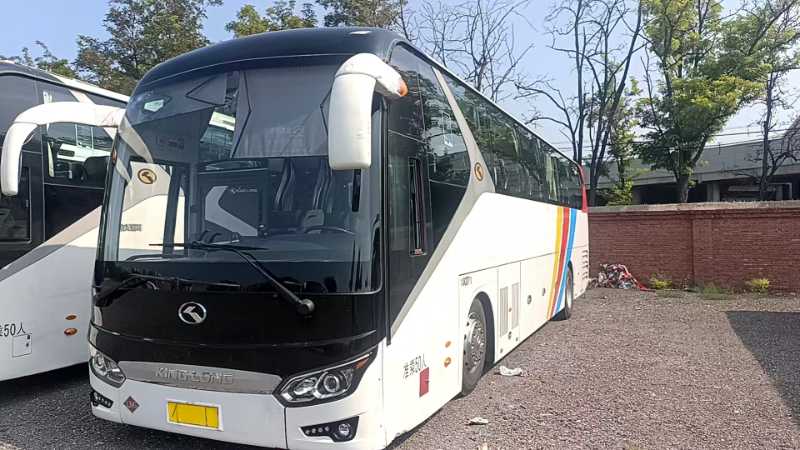 2017早产1天一批京牌国五50座金龙6125天然气LNG营运车