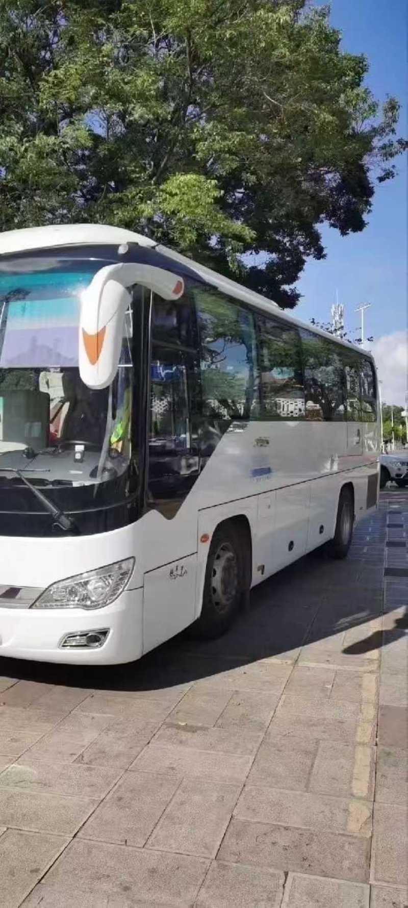 2020年上牌38座国五四轮碟刹宇通6906气囊双档车