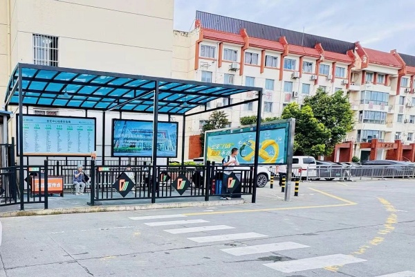 成都公交场站太会整活！暑期换乘体验开挂了