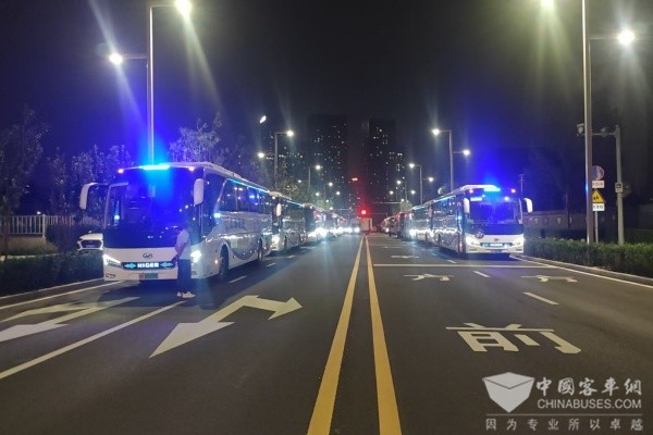 为民族提气！超260台苏州金龙客车服务九三阅兵