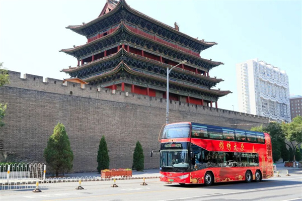 龙城观光新体验 安凯E12S双层巴士焕新太原城市名片