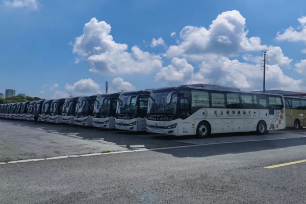 亚星客车又上央视！聚焦冰雪交通 护航吉林城际动脉