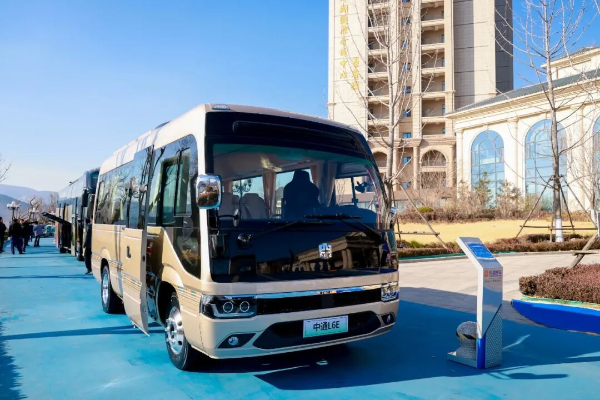 品质出行全新体验 中通新一代L系客车荣耀登场
